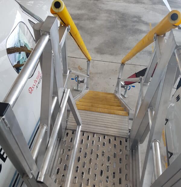 Maintenace Platform Designed For Ohakea Air Force Base | SafeSmart ...